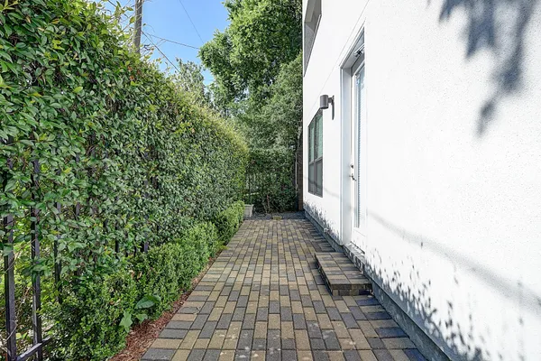 $640,000 | 1724 Woodhead Street, Houston, TX 77019