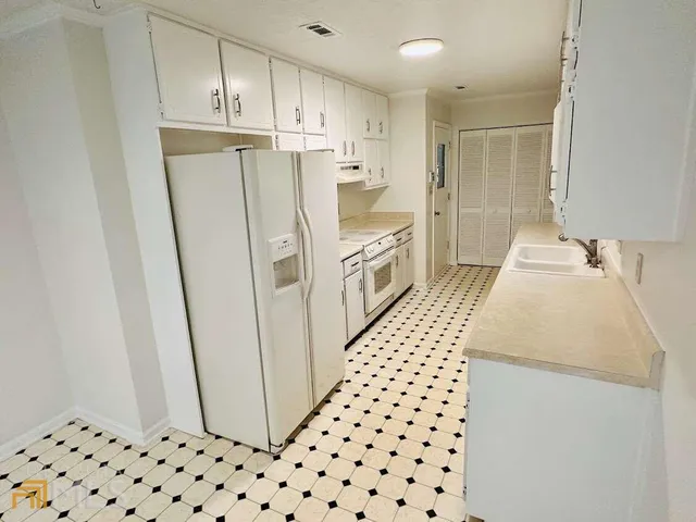 $1,695 | 175 Eli Run, Fayetteville, GA 30214