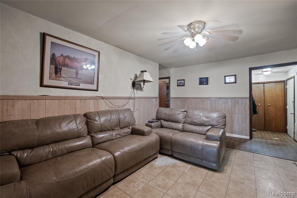 5095 Casey Road Dryden, MI 48428 - Photo 8 of 56