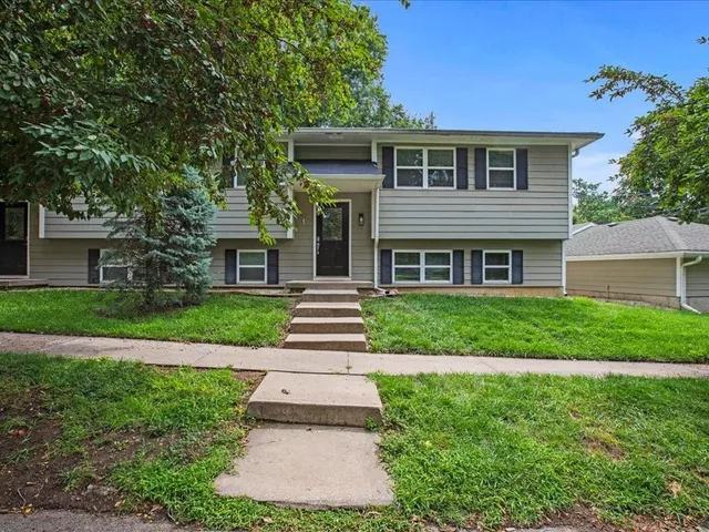 $659,000 | 310-312 North 8th Street, Leavenworth, KS 66048