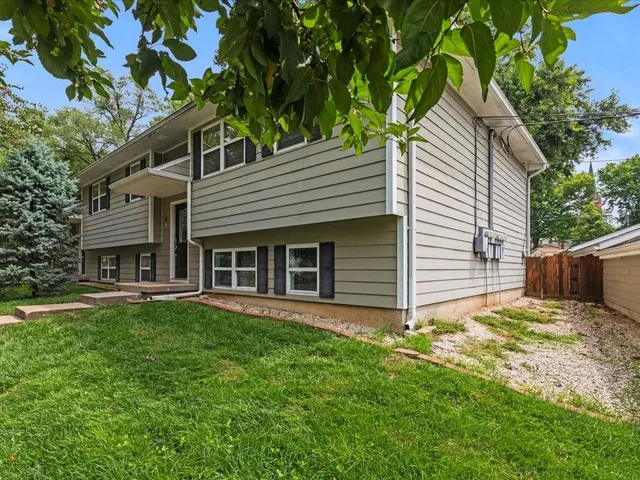 $659,000 | 310-312 North 8th Street, Leavenworth, KS 66048