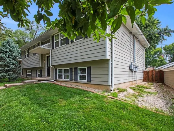 $659,000 | 310-312 North 8th Street, Leavenworth, KS 66048