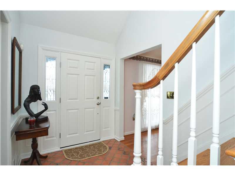 604 Trotwood Ridge Road Upper St. Clair, PA 15241 - Photo 2 of 25 Entry/Foyer. Freshly painted flows to formal and informal areas