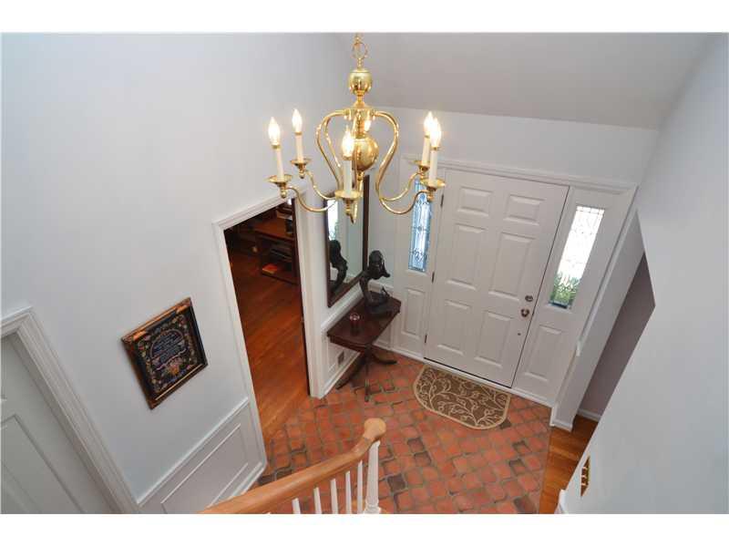 604 Trotwood Ridge Road Upper St. Clair, PA 15241 - Photo 15 of 25 Entry/Foyer.