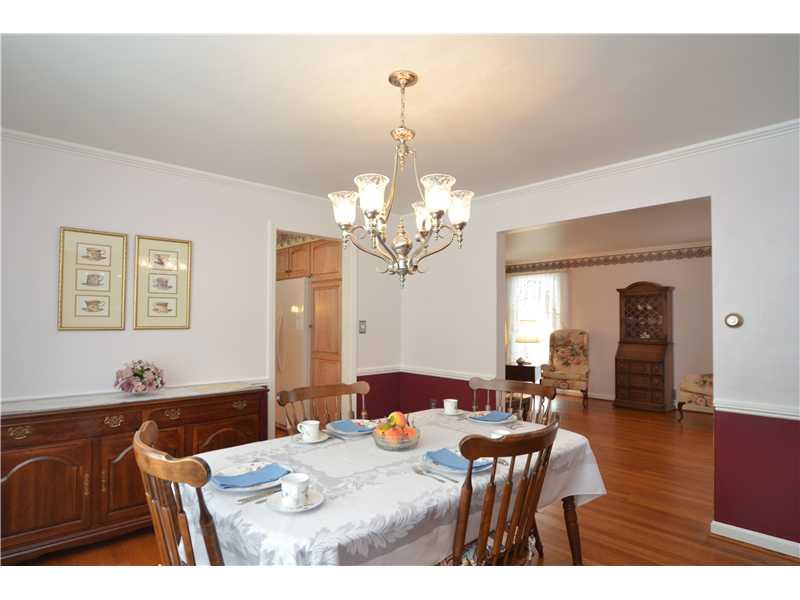 604 Trotwood Ridge Road Upper St. Clair, PA 15241 - Photo 7 of 25 Dining Room.