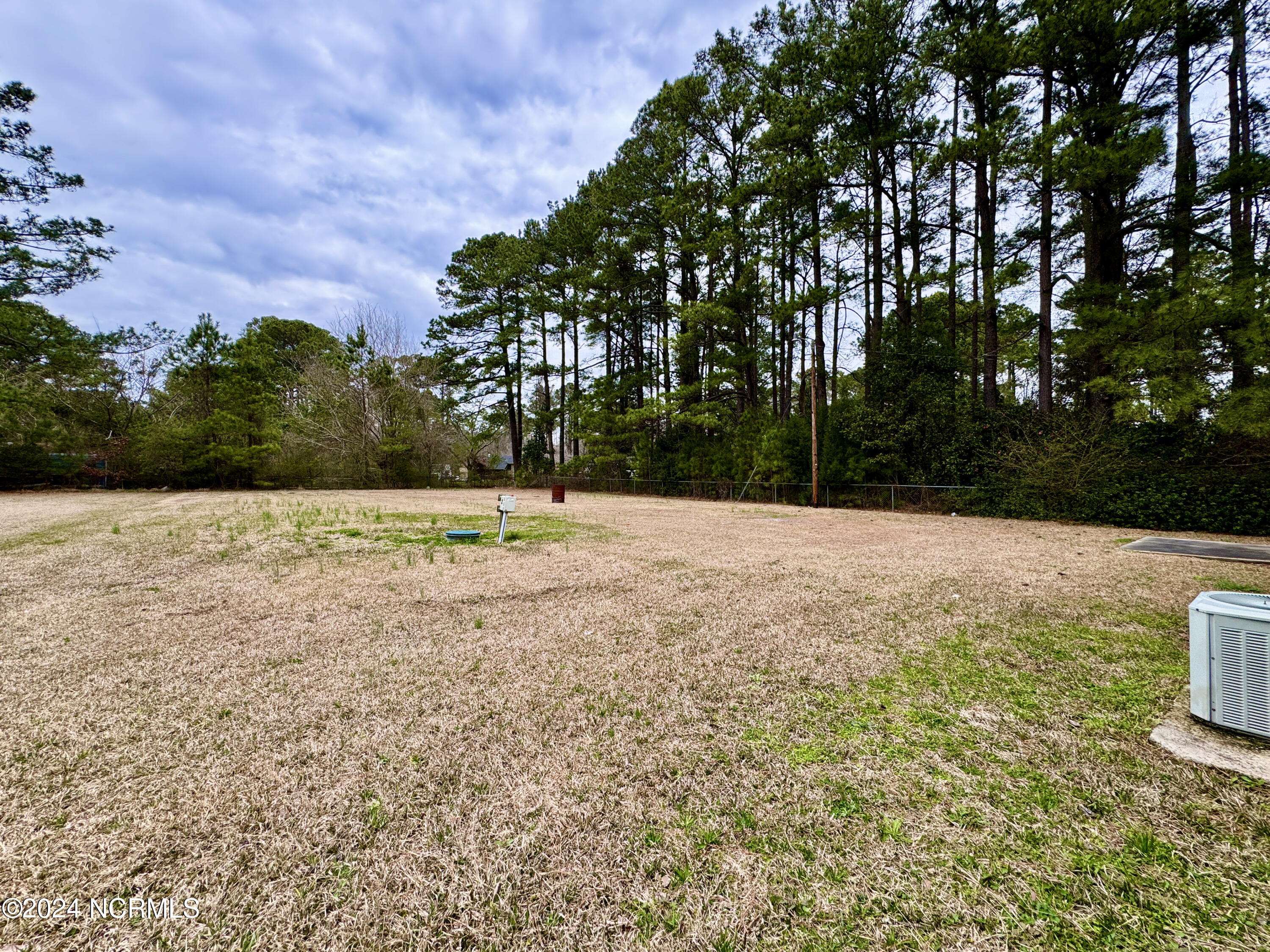 526 West Thurman Road New Bern, NC 28562 - Photo 16 of 18 604FE23E-C161-4CFB-B071-4F4C44DD5557_1_2
