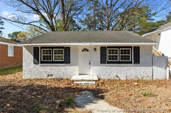 $1,200 | 5109 Higgins Street, Fayetteville, NC 28303