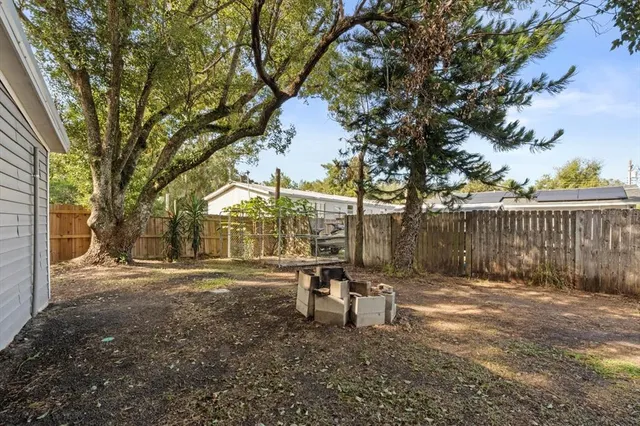 $155,000 | 37547 Washington Avenue, Unit 6, Umatilla, FL 32784