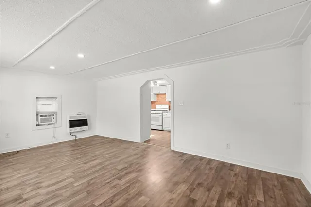 $155,000 | 37547 Washington Avenue, Unit 6, Umatilla, FL 32784