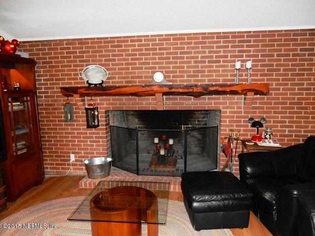 4446 Craven Road West Jacksonville, FL 32257 - Photo 11 of 32 LIVING ROOM
