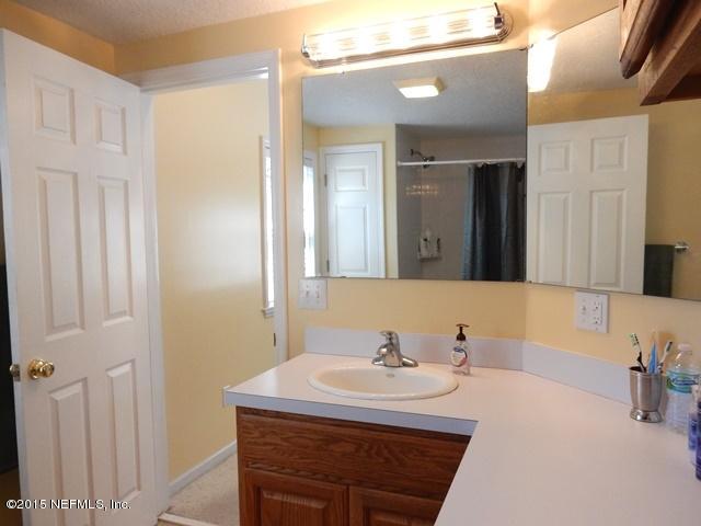 4446 Craven Road West Jacksonville, FL 32257 - Photo 25 of 32 MASTER BATH