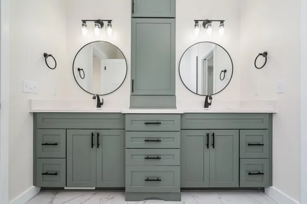 $615,000 | 5695 Elmgrove Avenue, Richland, MI 49083