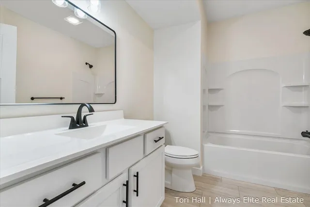 $630,000 | 5695 Elmgrove Avenue, Richland, MI 49083