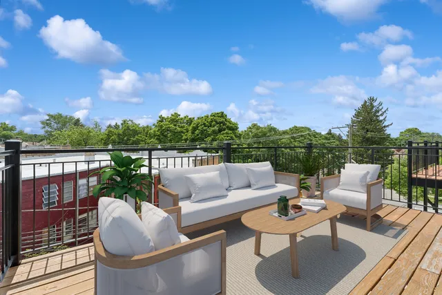 $550,000 | 5824 North Lincoln Avenue, Unit PH3N, Chicago, IL 60659