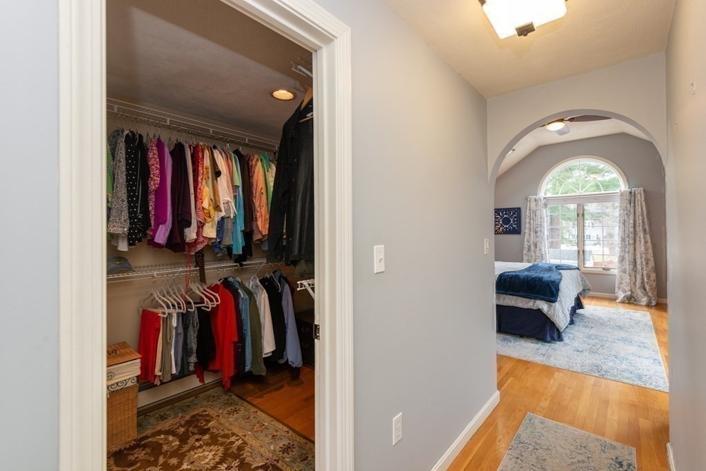 22 Riverside Drive Reading, MA 01867 - Photo 12 of 40 Gallery Image 12