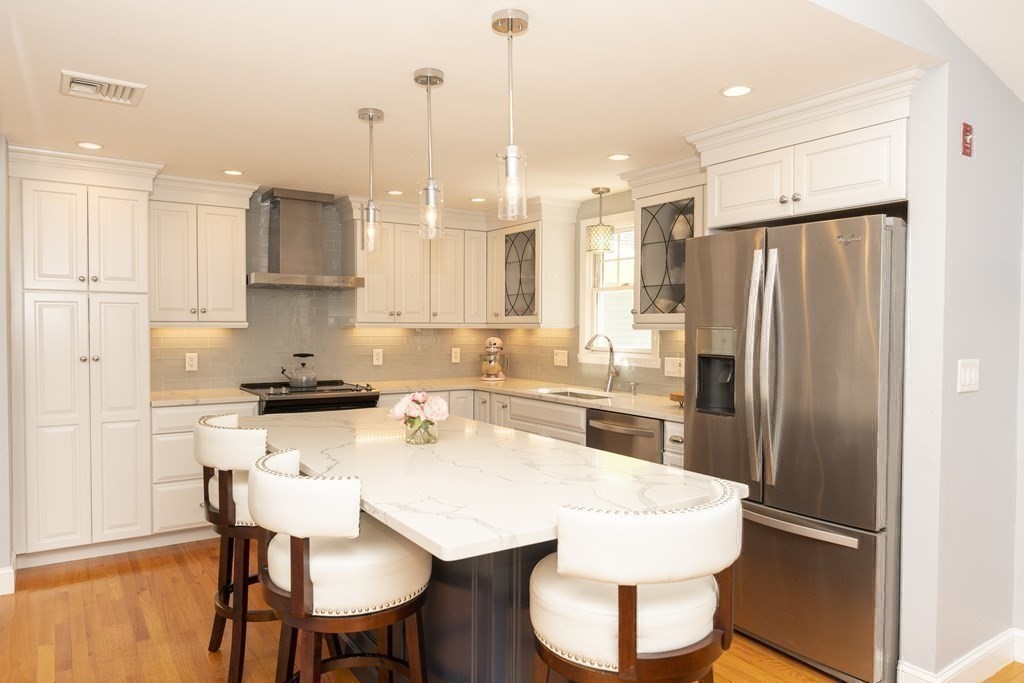 22 Riverside Drive Reading, MA 01867 - Photo 2 of 40 Gallery Image 2