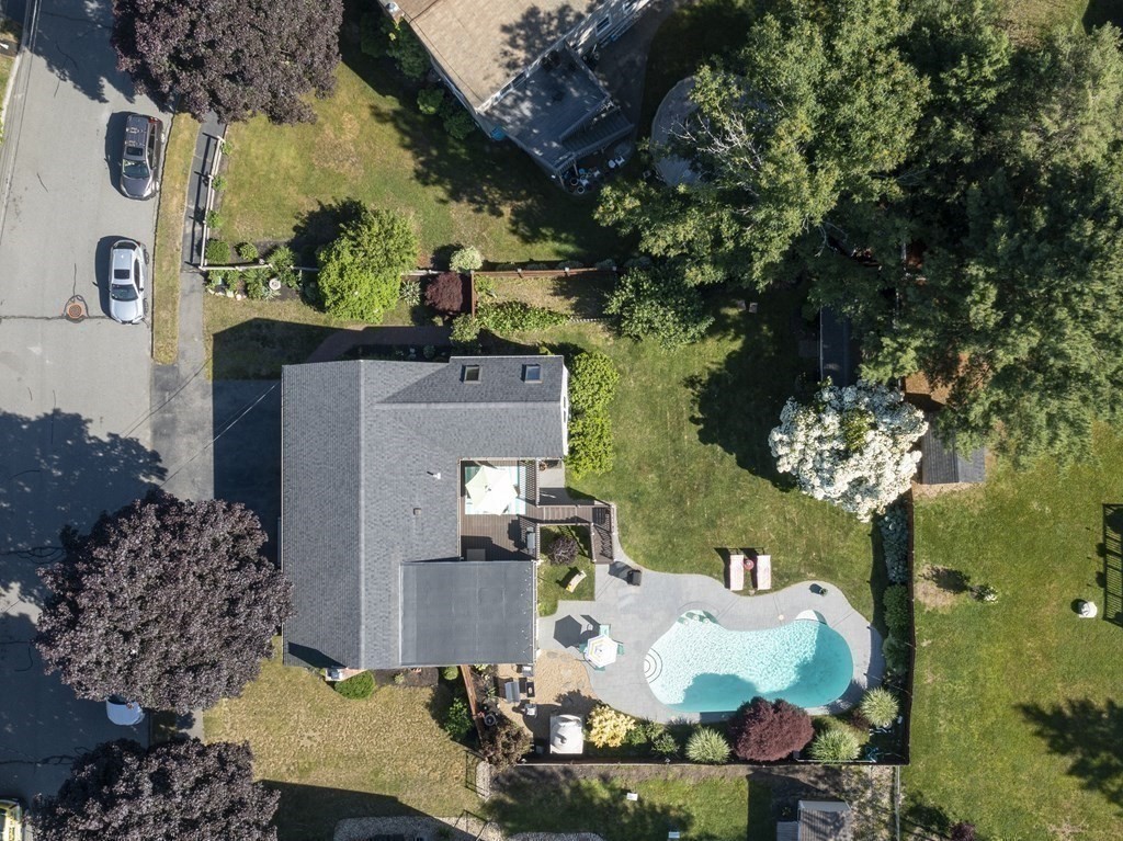 22 Riverside Drive Reading, MA 01867 - Photo 36 of 40 Gallery Image 36