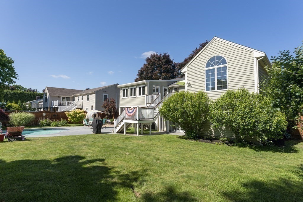 22 Riverside Drive Reading, MA 01867 - Photo 37 of 40 Gallery Image 37
