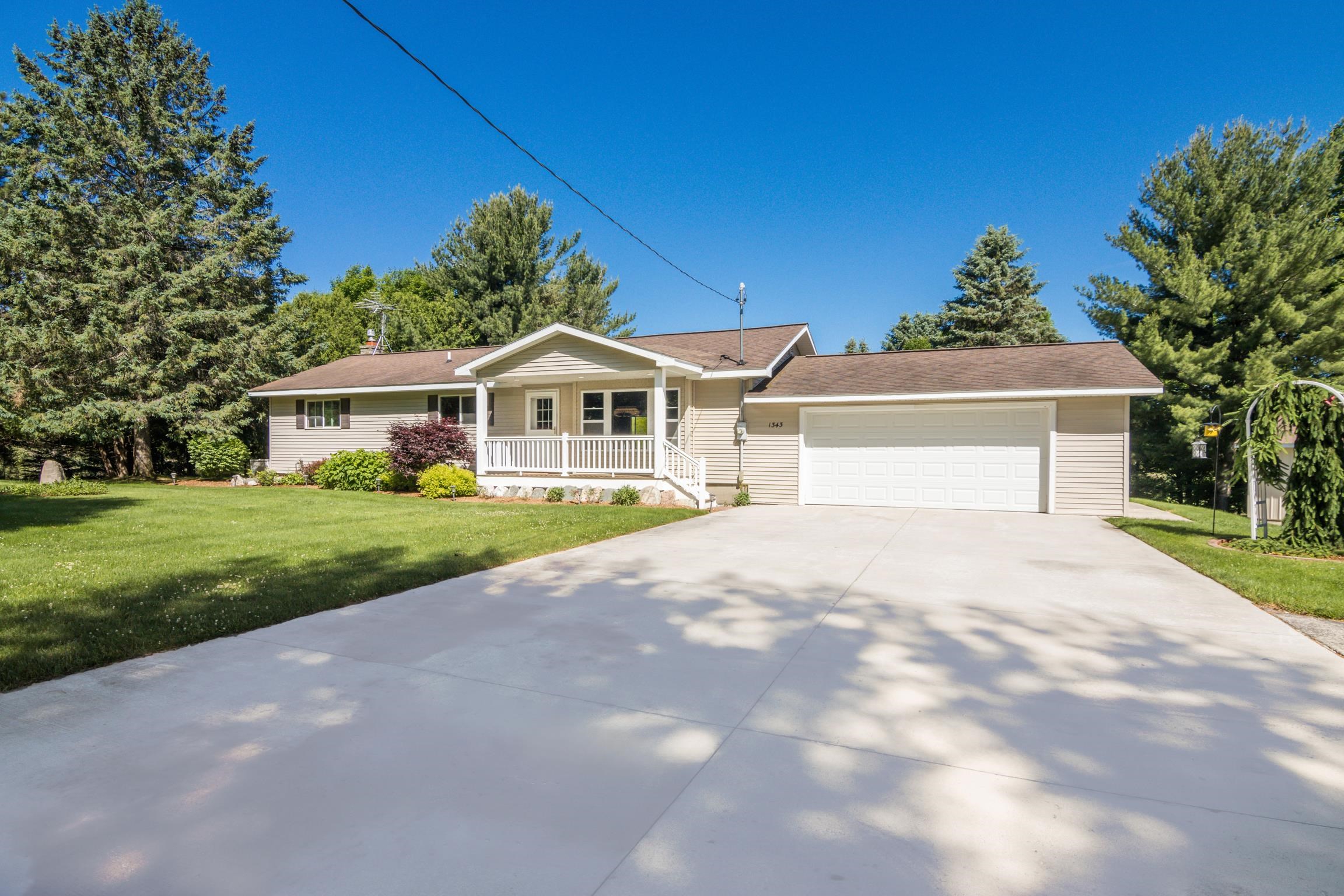 1343 Sparling Road Kingsley, MI 49649 - Photo 28 of 51