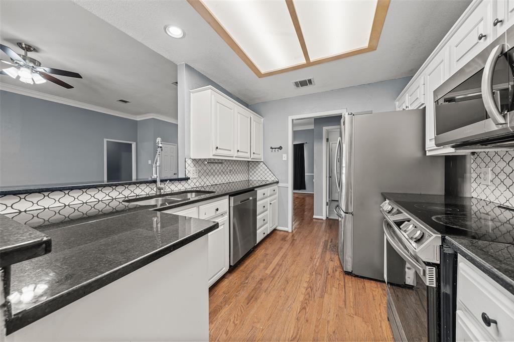 204 Marylee Drive Hewitt, TX 76643 - Photo 9 of 21