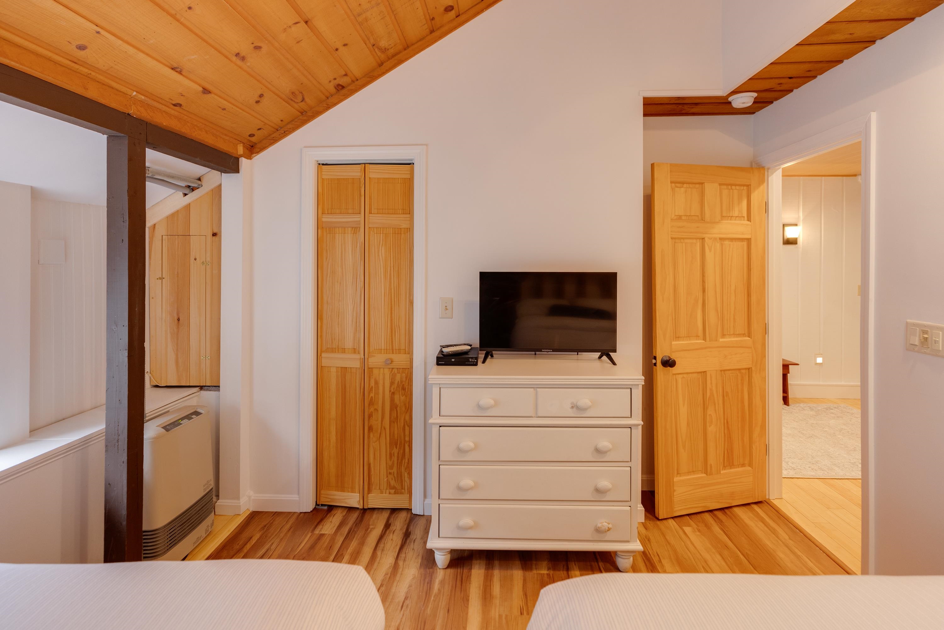 19 Big Coolidge Road, Unit 3 Lincoln, NH 03251 - Photo 17 of 45 Gallery Image 17