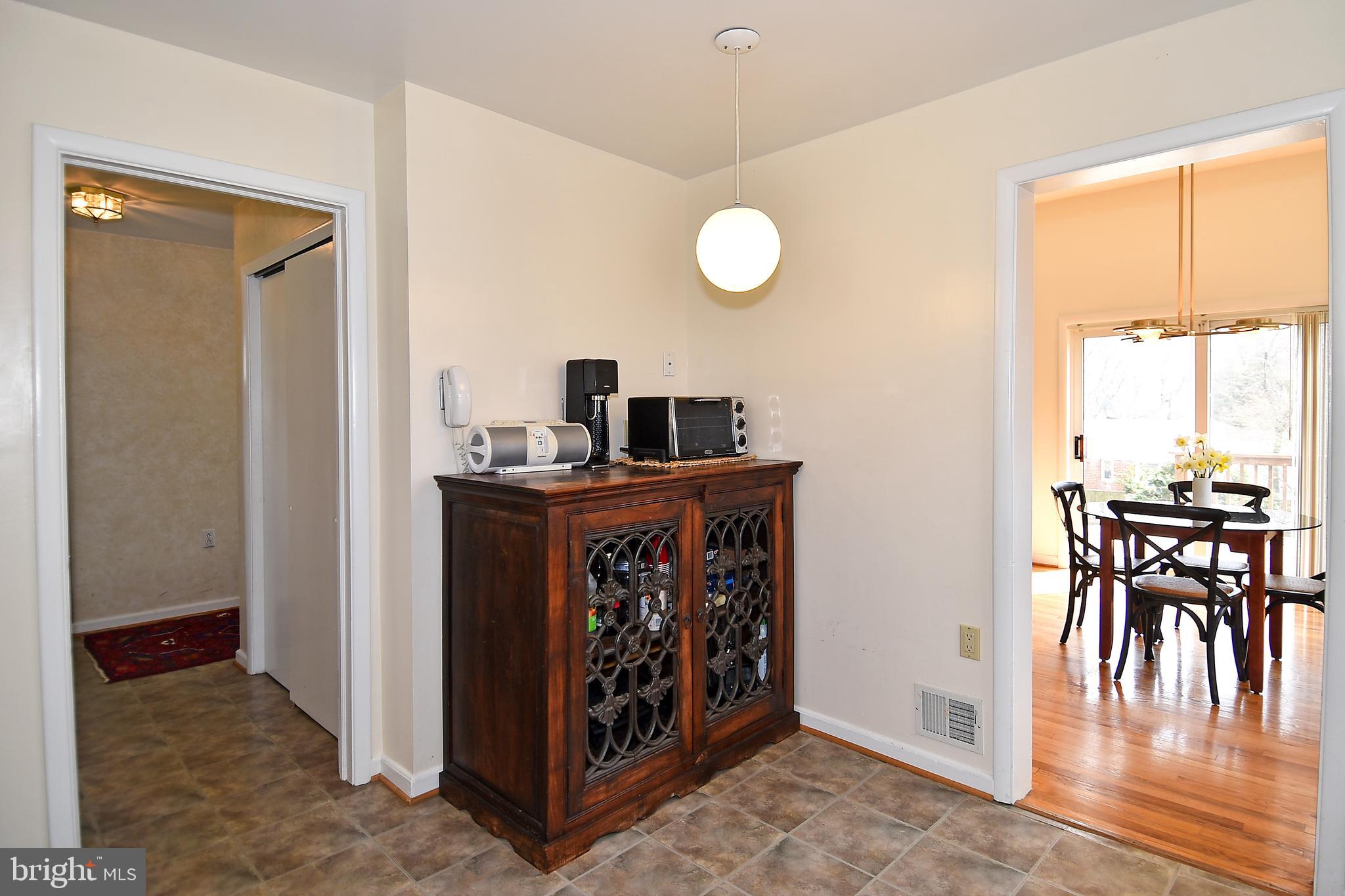 1606 Belvedere Boulevard Silver Spring, MD 20902 - Photo 12 of 30 kitchen dining room