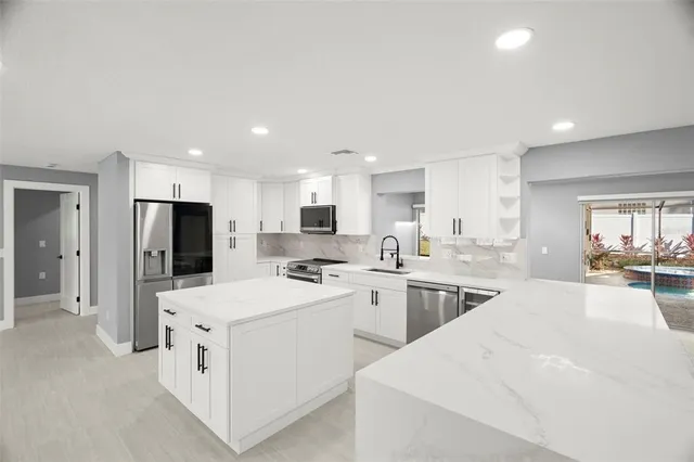 $859,000 | 232 Pinecrest Drive, Palm Harbor, FL 34683