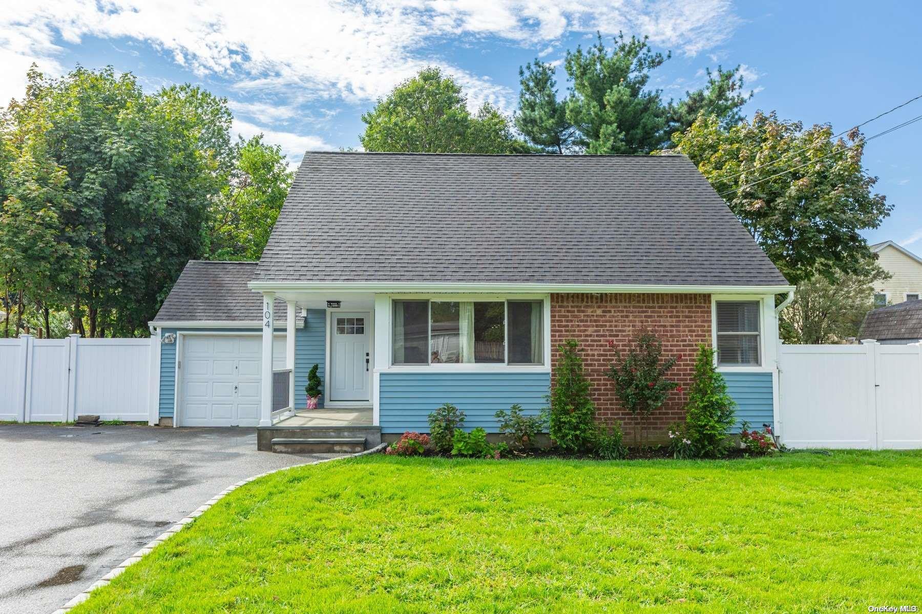 104 Raleigh Lane West Islip, NY 11795 - Photo 1 of 1