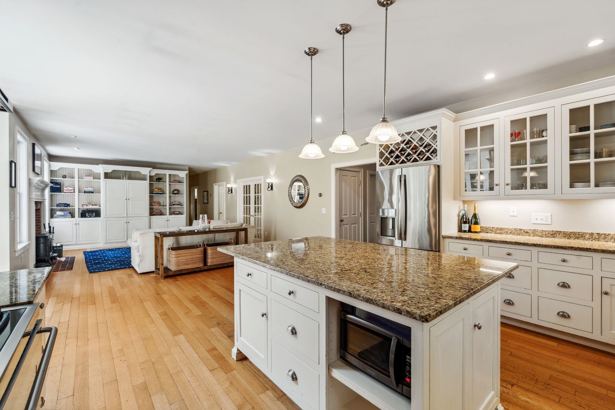6 Walters Way Exeter, NH 03833 - Photo 9 of 42