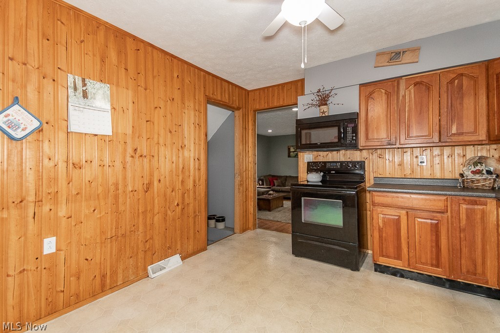 6365 Knapp Road Jefferson, OH 44047 - Photo 16 of 26 Gallery Image 16