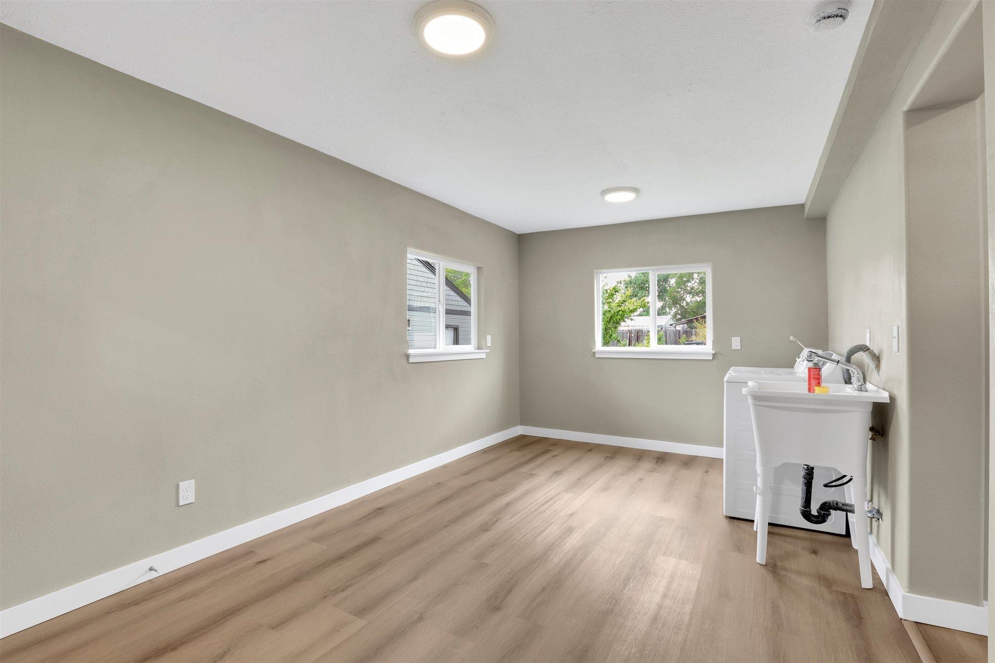 2121 West Sharp Avenue Spokane, WA 99201 - Photo 20 of 38