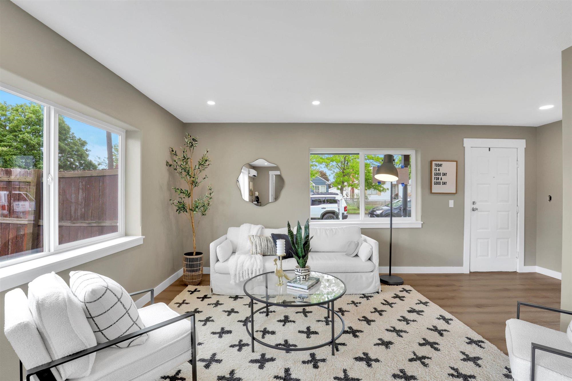 2121 West Sharp Avenue Spokane, WA 99201 - Photo 3 of 38