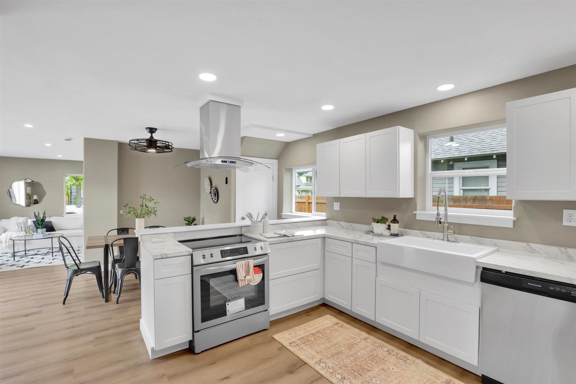 2121 West Sharp Avenue Spokane, WA 99201 - Photo 9 of 38