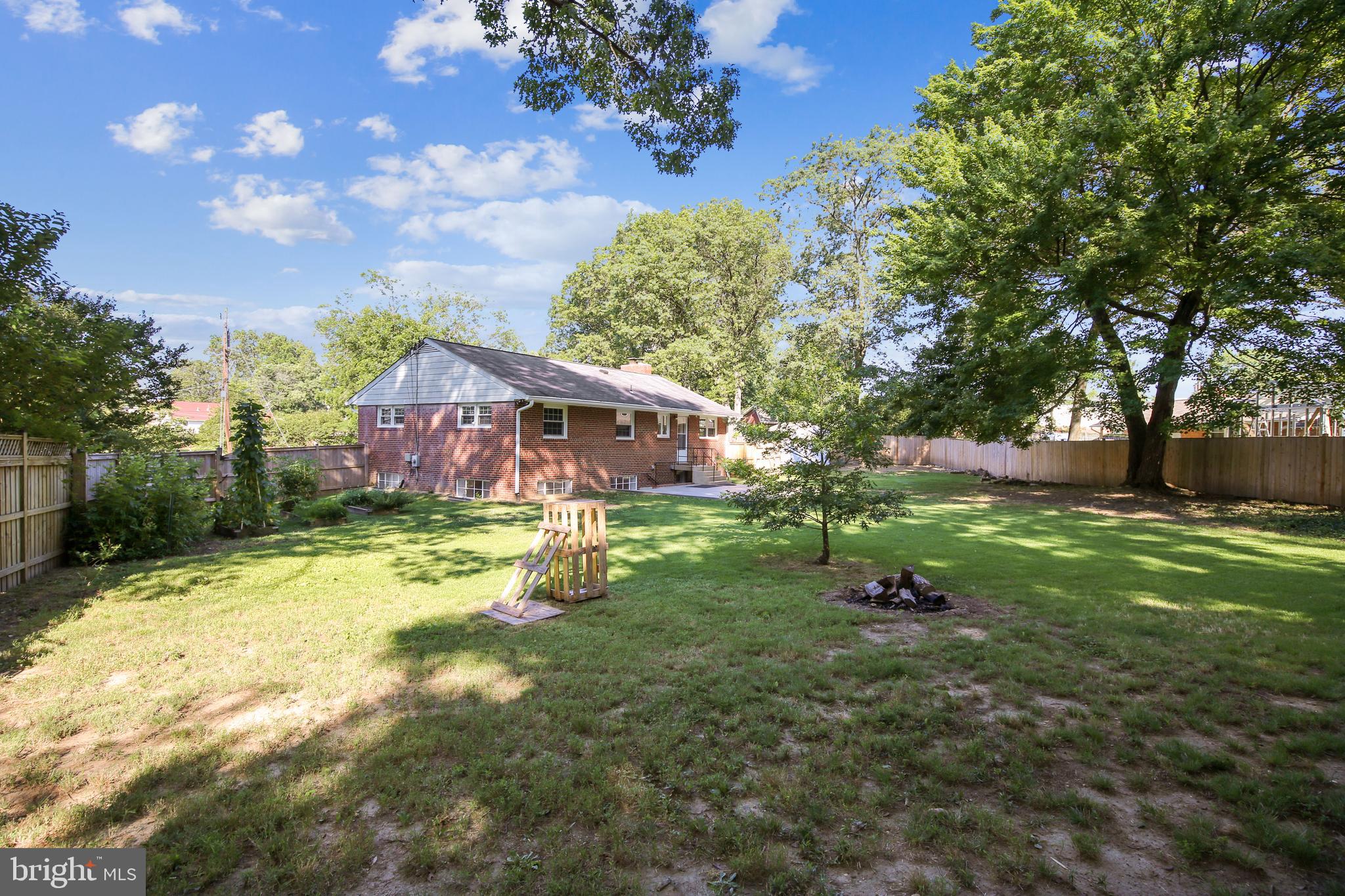 6729 Front Royal Road Springfield, VA 22151 - Photo 29 of 30 Backyard