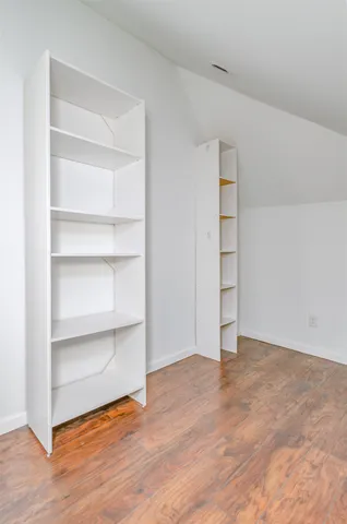 $2,200 | 8 Kelly Parkway, Unit 2, Bayonne, NJ 07002