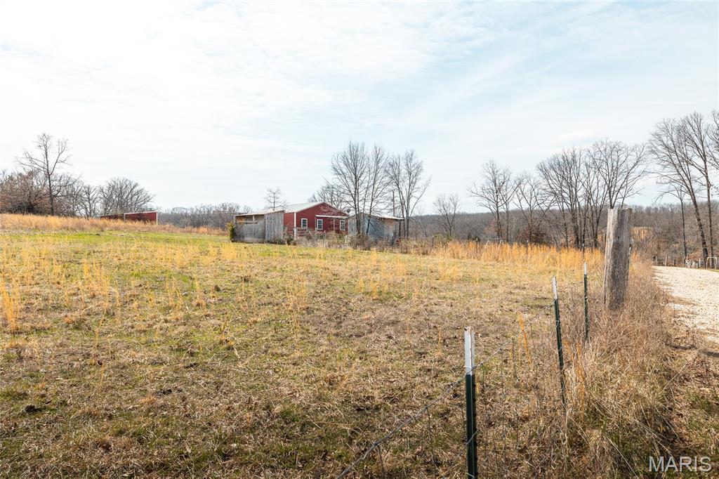 12855 Chicago Road Dixon, MO 65459 - Photo 2 of 29