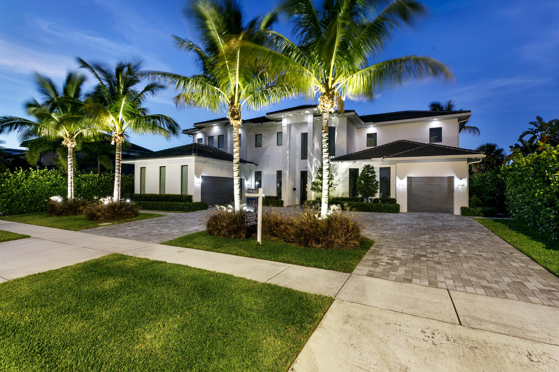 619 Riverside Road North Palm Beach, FL 33408 - Photo 53 of 53 619_RS_eve_06_MLS