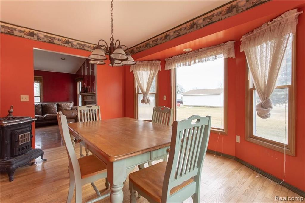 20300 Sumpter Road Belleville, MI 48111 - Photo 10 of 33