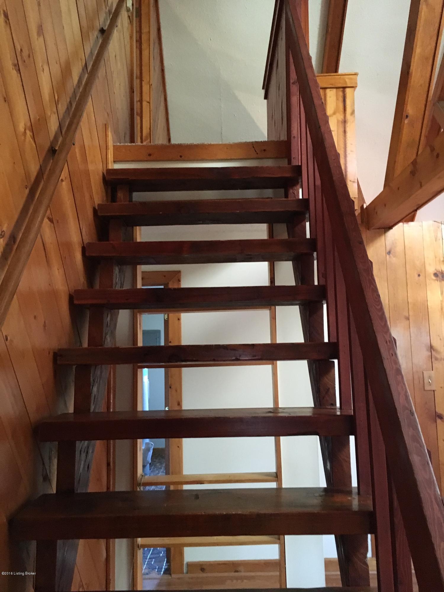 469 Travis Road Taylorsville, KY 40071 - Photo 10 of 20 image