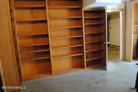 11 Sylvan Road Monterey, MA 01245 - Photo 10 of 54 book shelves/storage