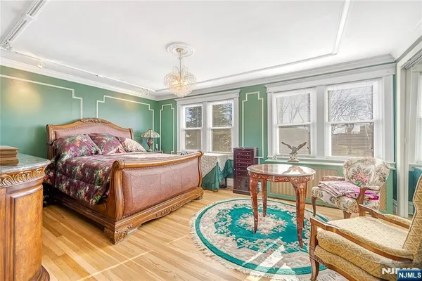 $799,000 | 429 Oakdene Avenue, Cliffside Park, NJ 07010