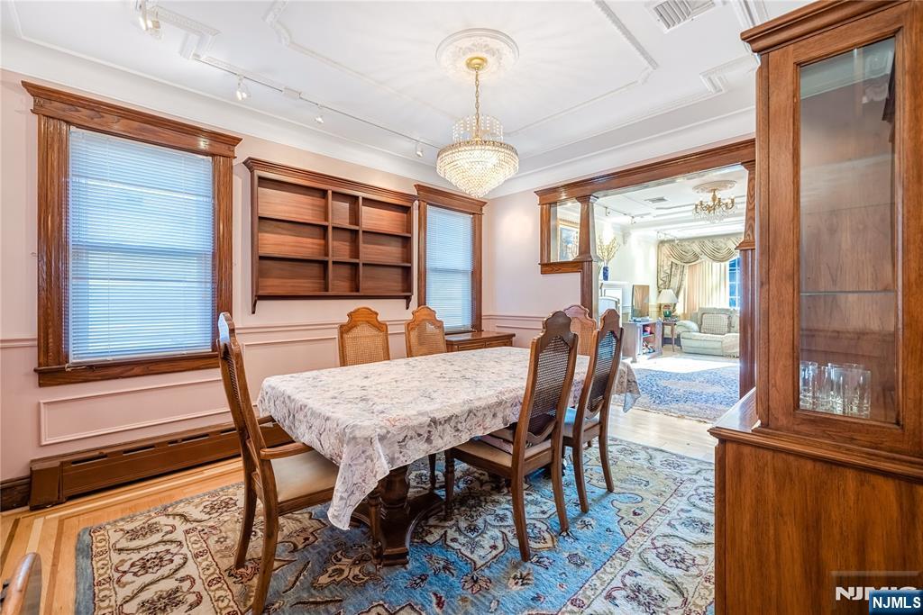 429 Oakdene Avenue Cliffside Park, NJ 07010 - Photo 10 of 26