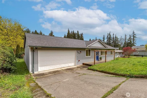 $425,000 | 12942 Cedar Avenue Northwest, Poulsbo, WA 98370