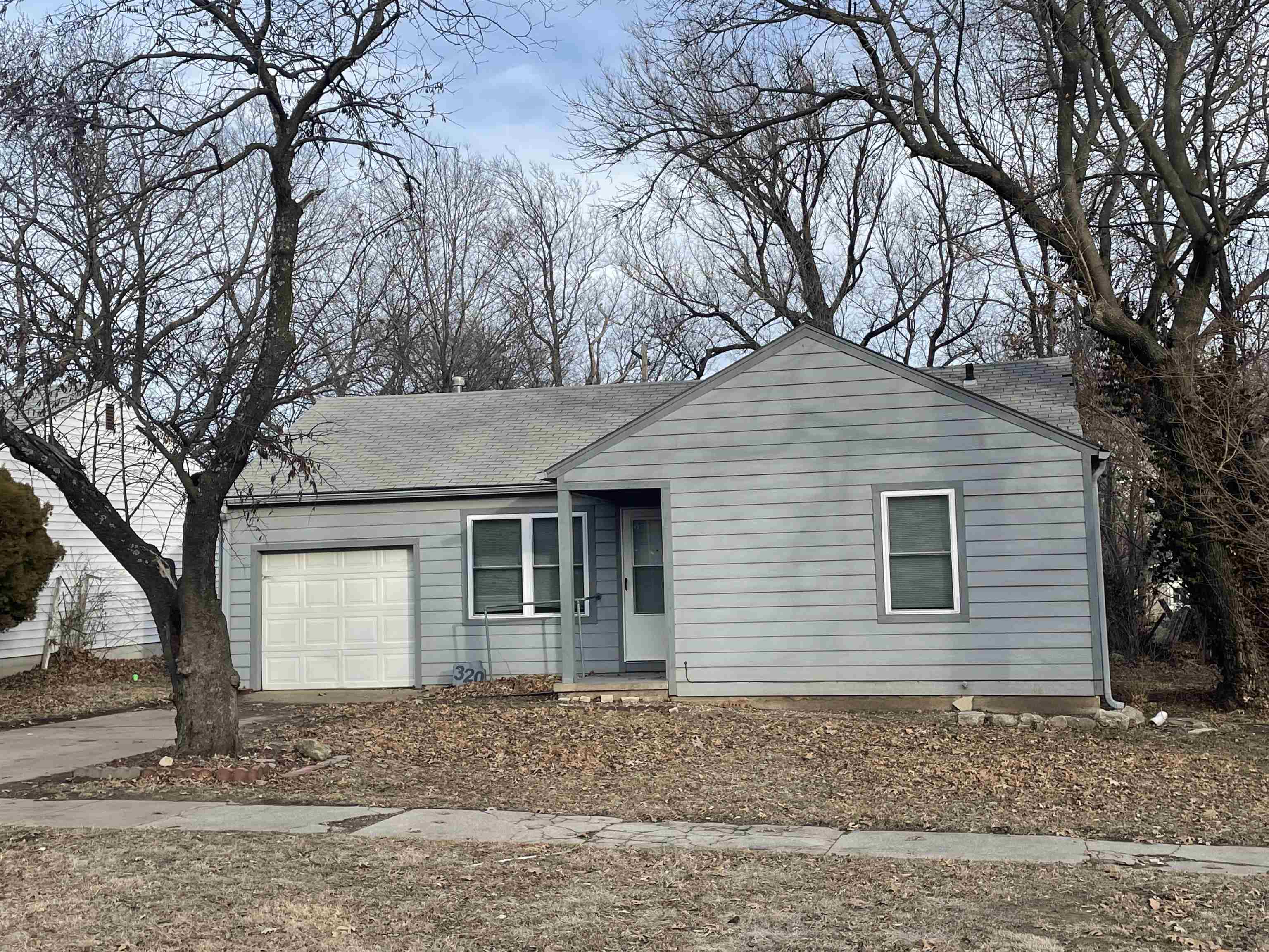 320 North Mccabe Street Winfield, KS 67156 - Photo 9 of 18