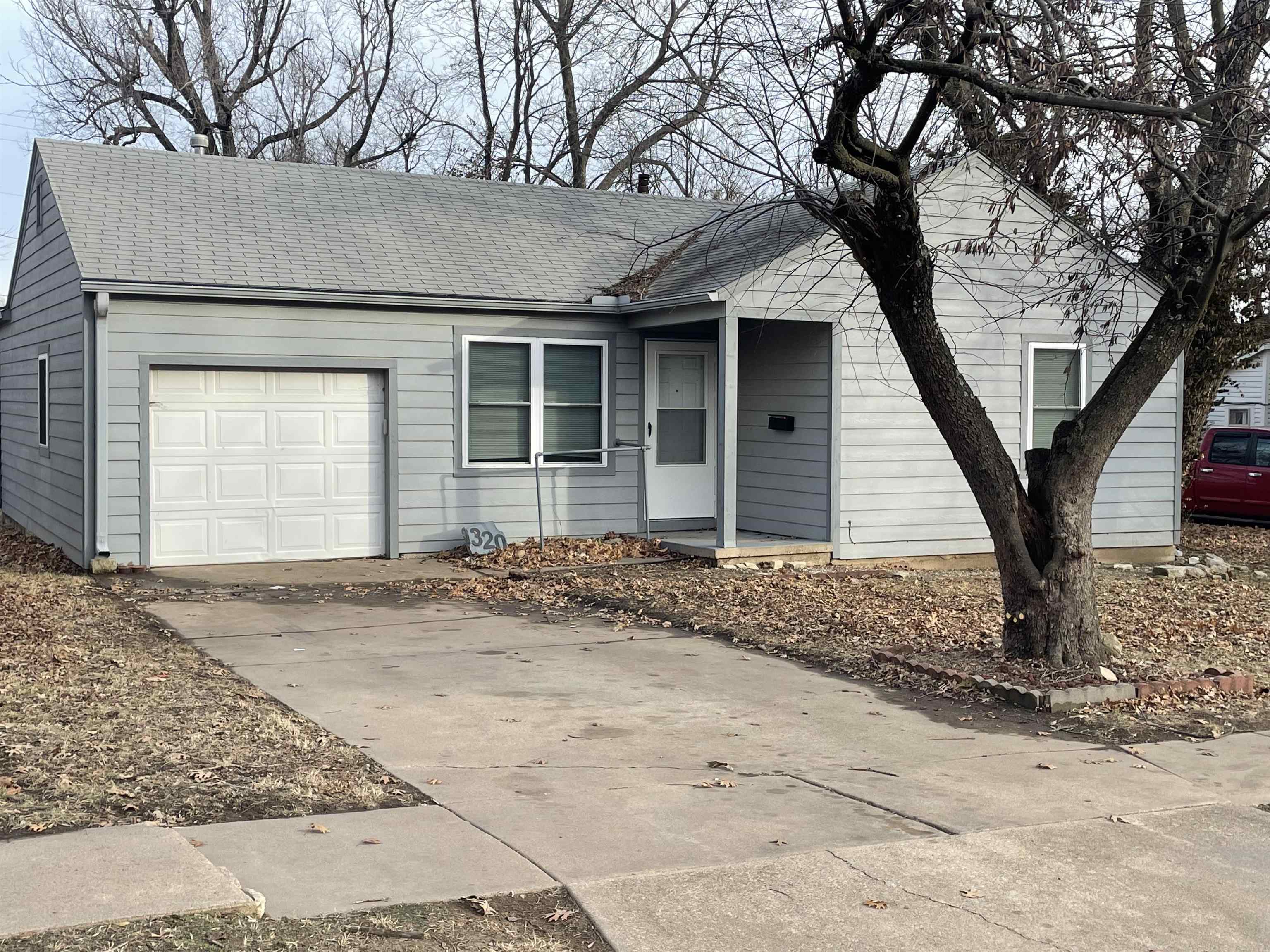 320 North Mccabe Street Winfield, KS 67156 - Photo 10 of 18