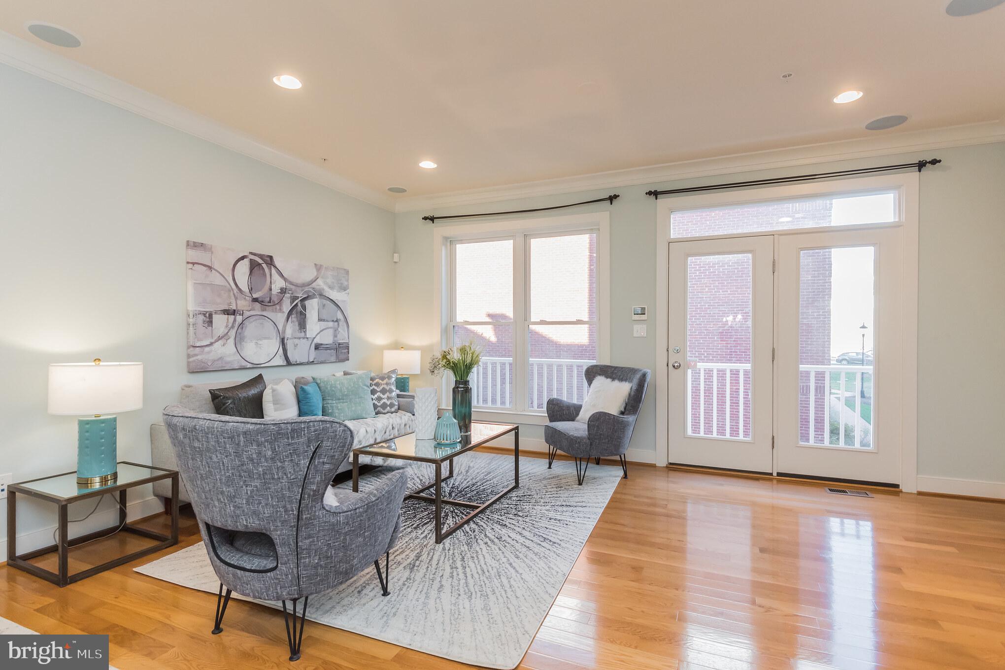 308 I Street Southeast Washington, DC 20003 - Photo 4 of 40