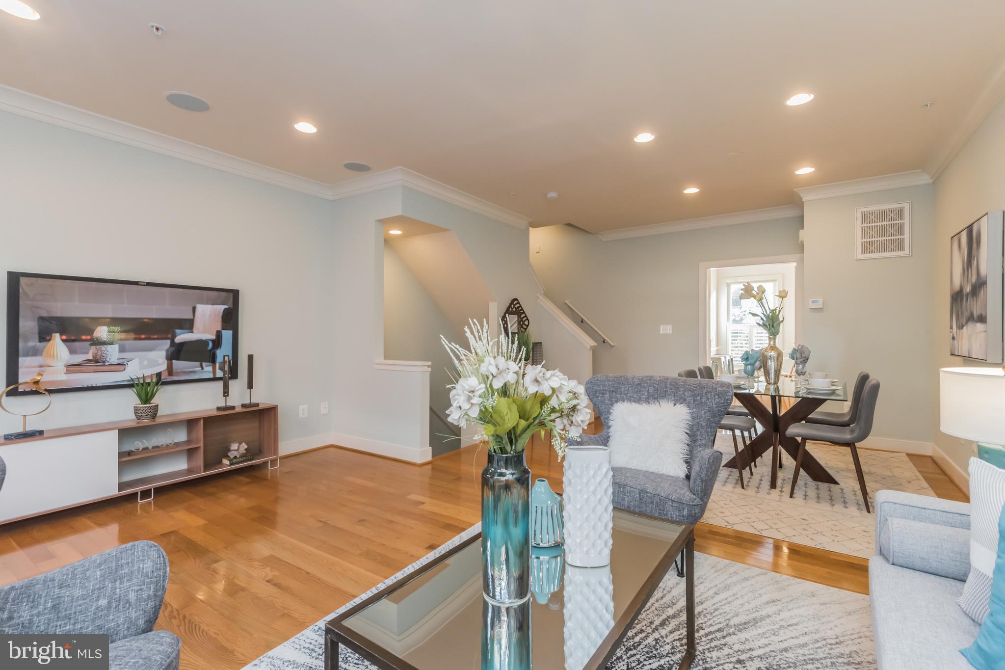 308 I Street Southeast Washington, DC 20003 - Photo 6 of 40