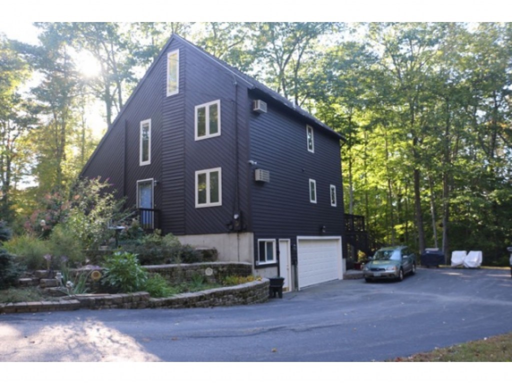 180 Wheel Wright Road Hampstead, NH 03841 - Photo 1 of 21