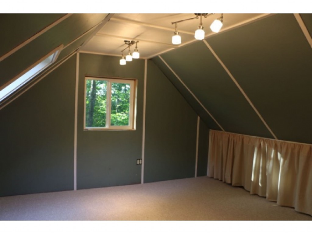 180 Wheel Wright Road Hampstead, NH 03841 - Photo 19 of 21
