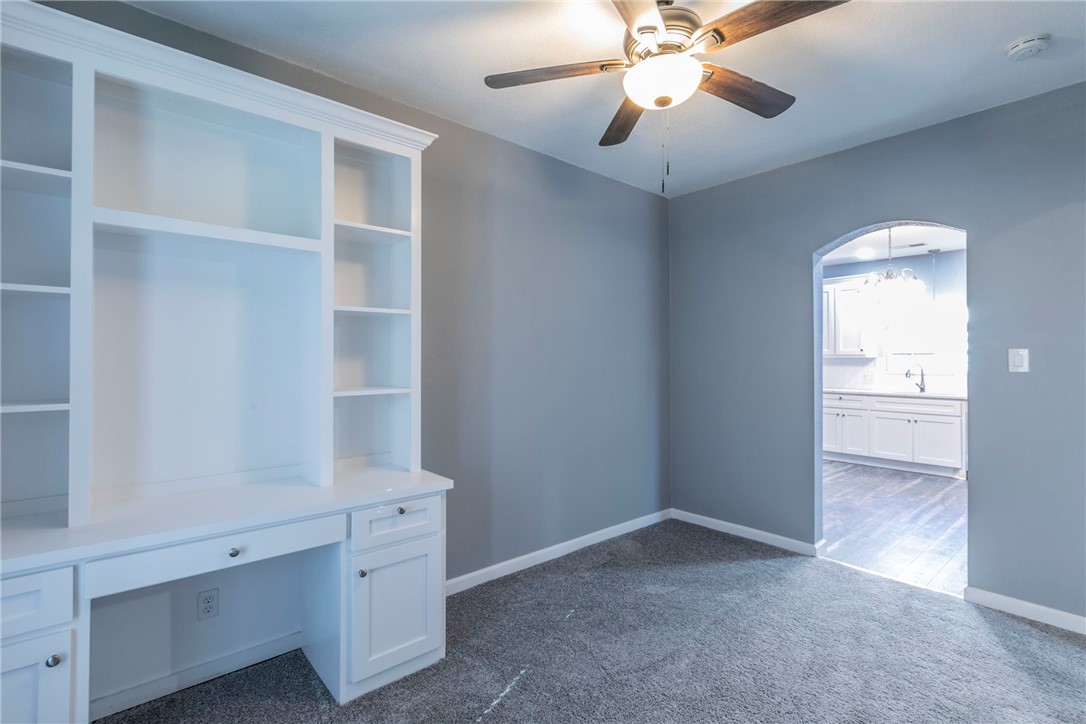 1007 North 22nd Street Waco, TX 76707 - Photo 14 of 26 wooden floor in an empty room